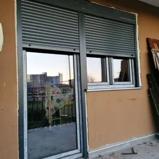 Roletne i komarnici na prozorima, Podgorica i Crna Gora